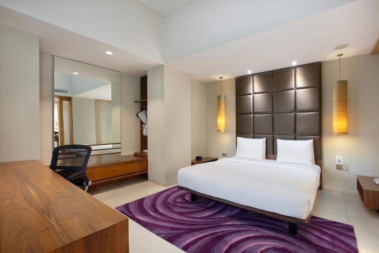 Holiday Inn Bandung Pasteur By Ihg Exteriör bild