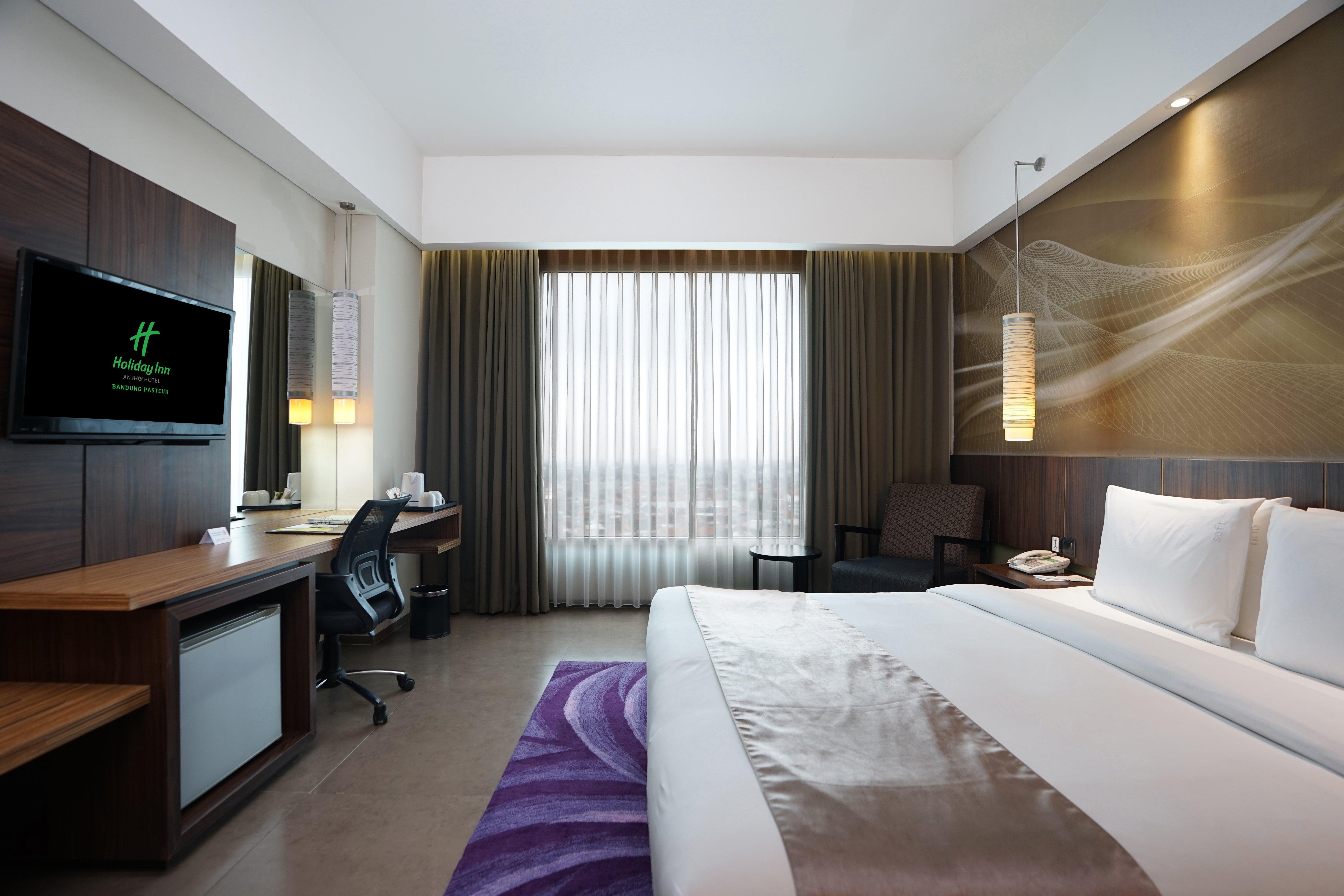 Holiday Inn Bandung Pasteur By Ihg Exteriör bild