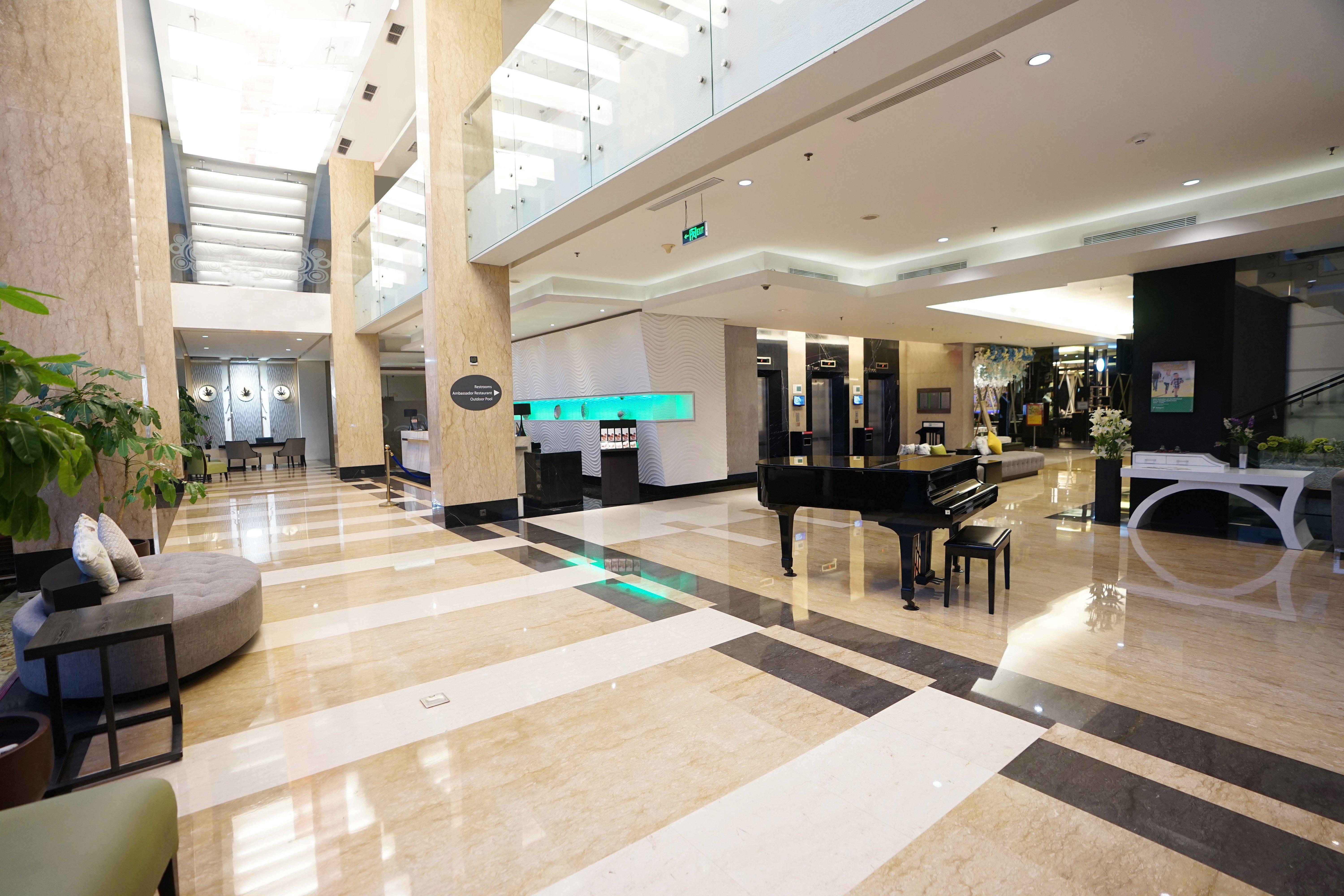Holiday Inn Bandung Pasteur By Ihg Exteriör bild