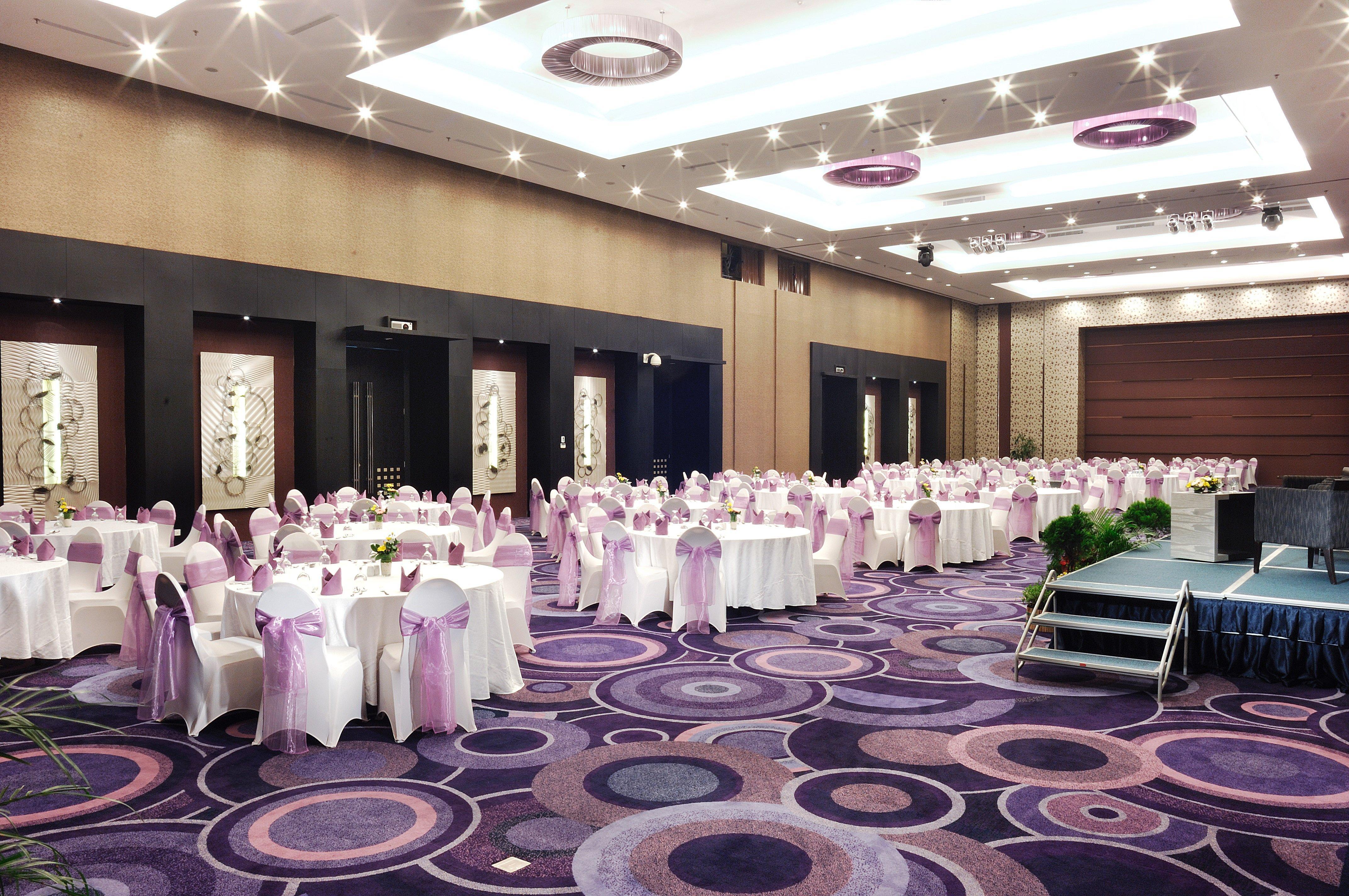 Holiday Inn Bandung Pasteur By Ihg Exteriör bild