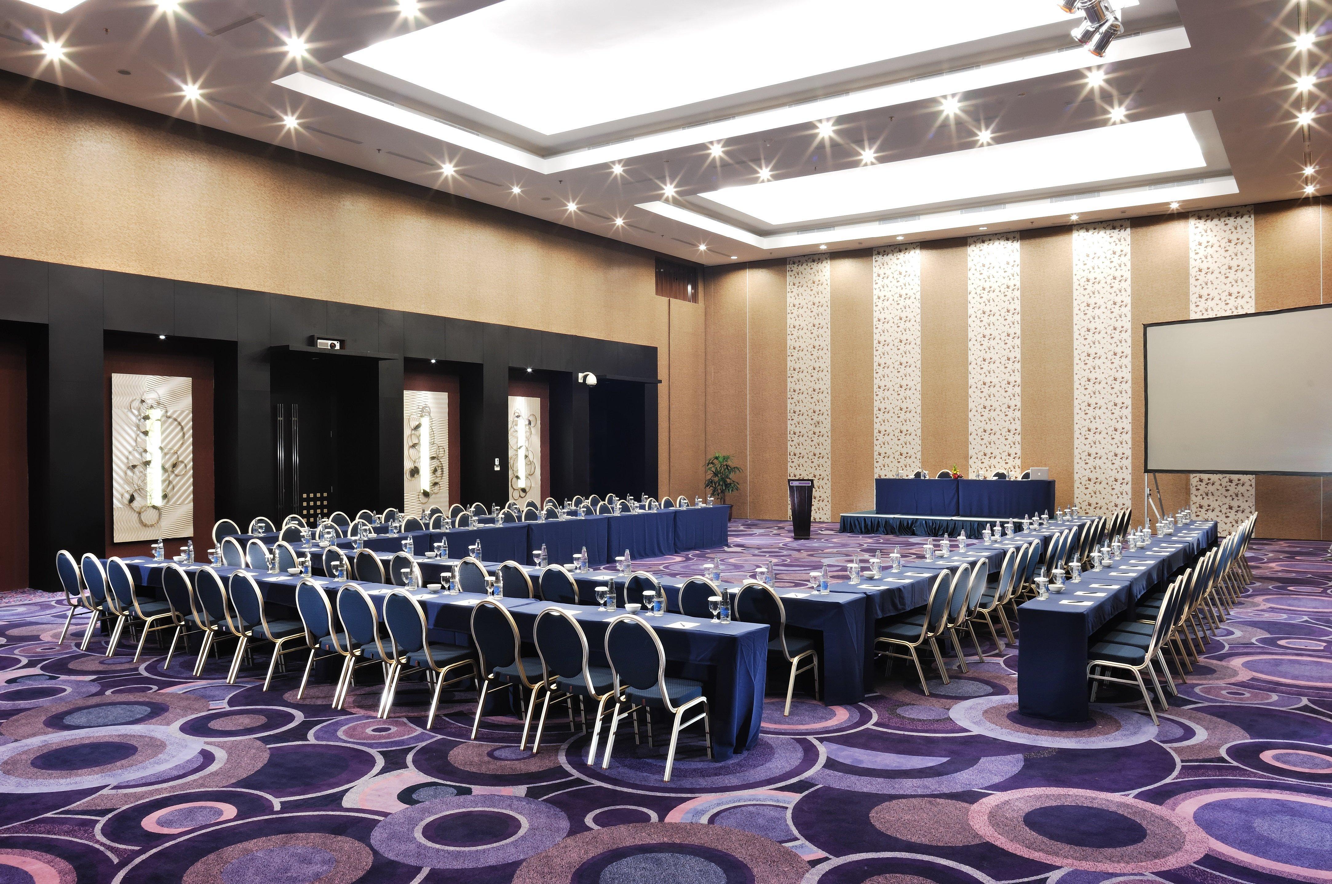 Holiday Inn Bandung Pasteur By Ihg Exteriör bild