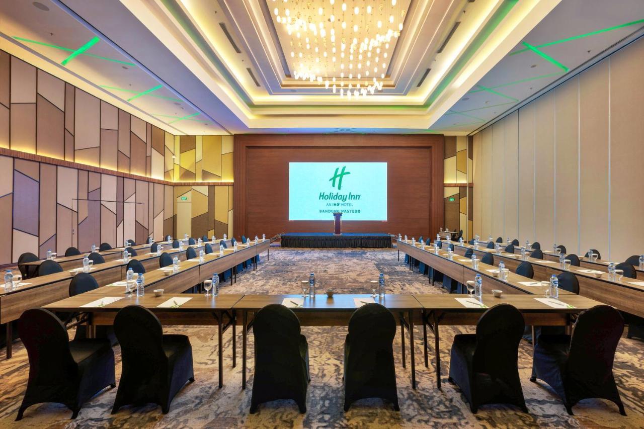 Holiday Inn Bandung Pasteur By Ihg Exteriör bild